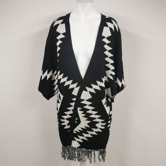 Dynamite Black and White Zigzag Cardigan - Picture 1 of 5